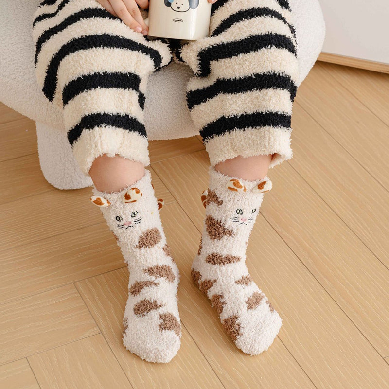 Chaussettes Chaudes De Dessin Animé
